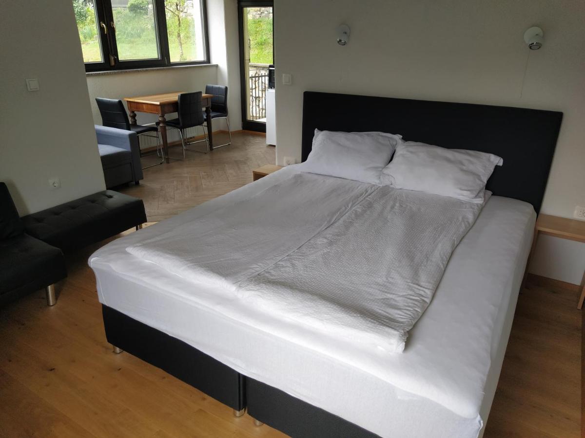 Apartmaji Maln Dolenjske Toplice Ngoại thất bức ảnh