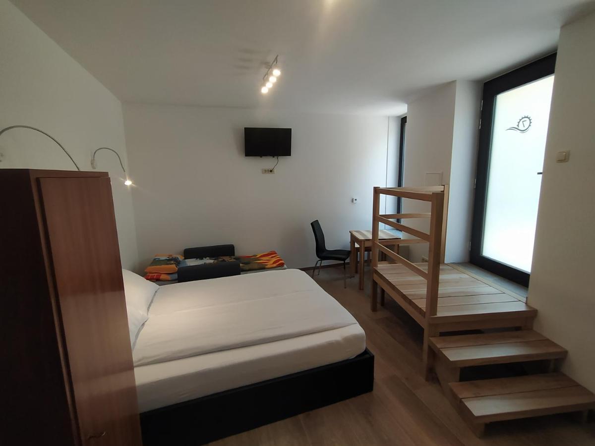 Apartmaji Maln Dolenjske Toplice Ngoại thất bức ảnh