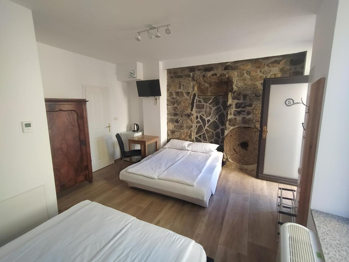 Apartmaji Maln Dolenjske Toplice Ngoại thất bức ảnh